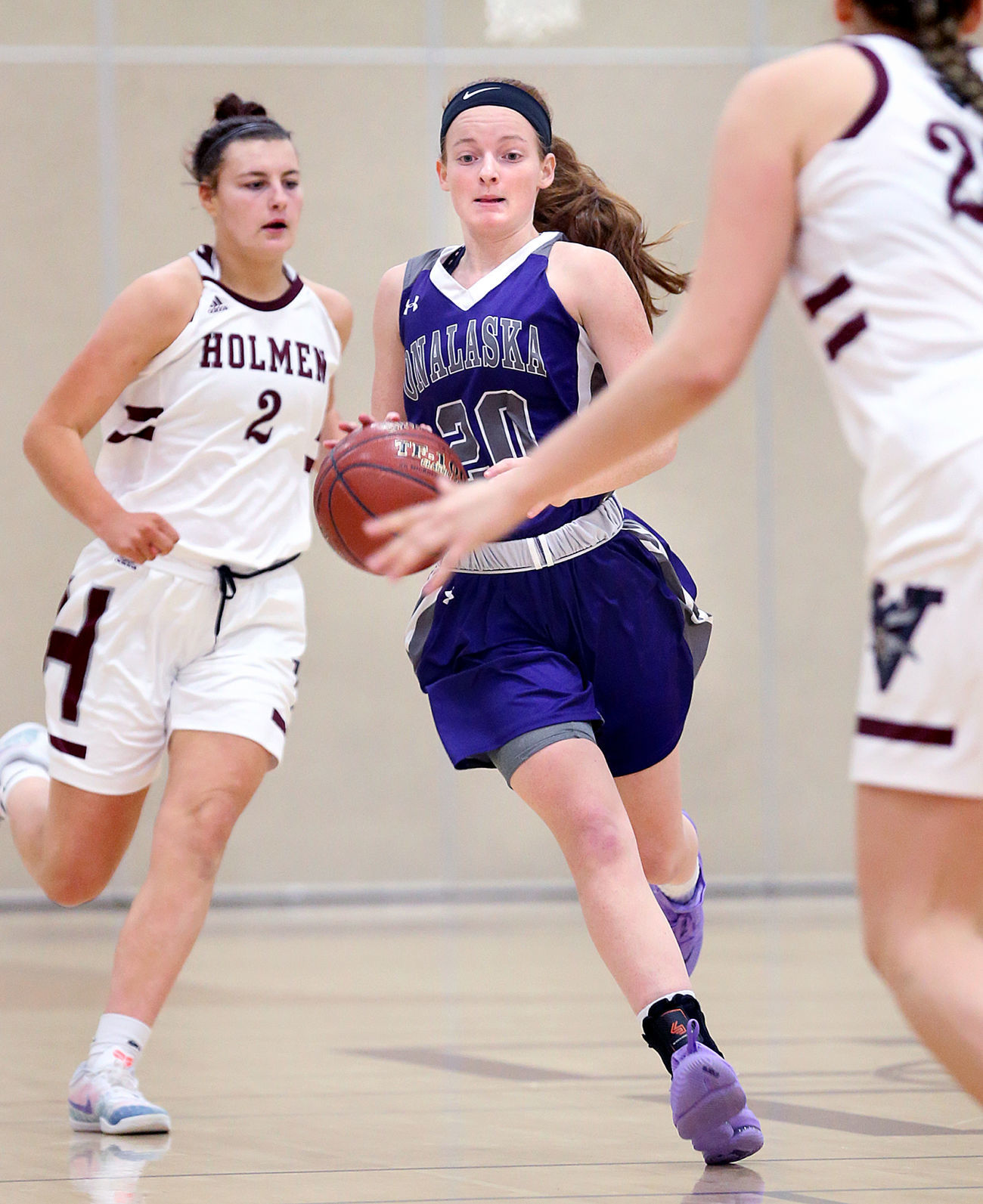 December 17: Onalaska vs. Holmen